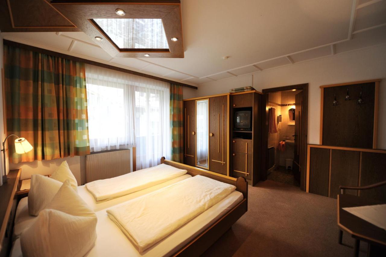 Hotel Garni Landhaus Platzer Zell am Ziller Quarto foto