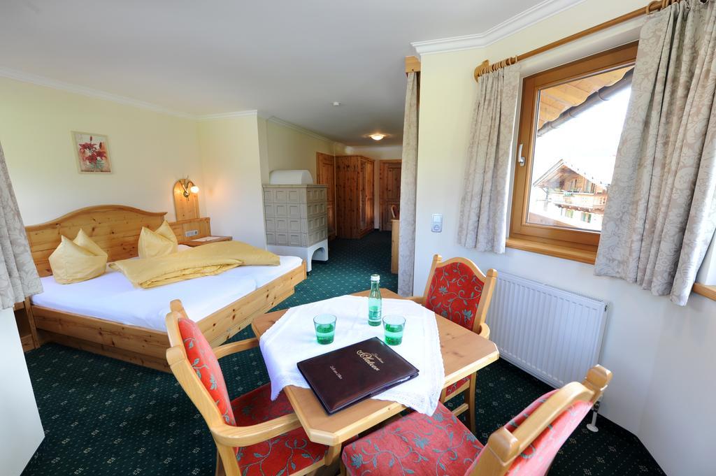 Hotel Garni Landhaus Platzer Zell am Ziller Exterior foto